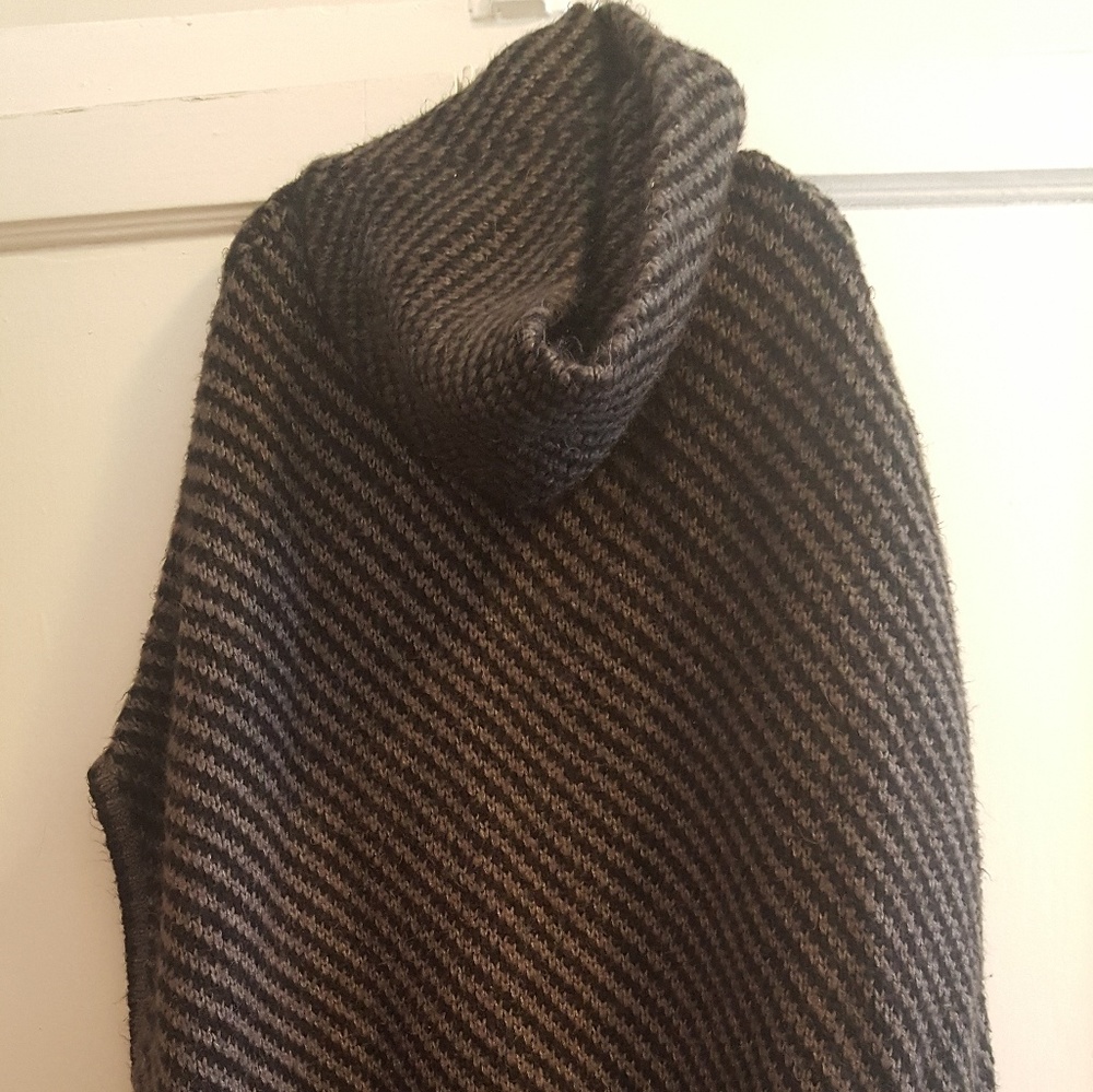 Oversized Gap Sweater